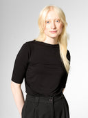 Jersey Shirt mit U-Boot-Ausschnitt aus LENZING™ ECOVERO™