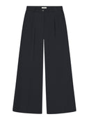 Weite Bundfaltenhose aus Twill