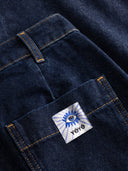 Jeanshose mit aufgesetzten Taschen aus Bio-Baumwolle