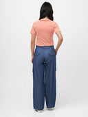 T-Shirt mit Stick aus Bio-Baumwolle